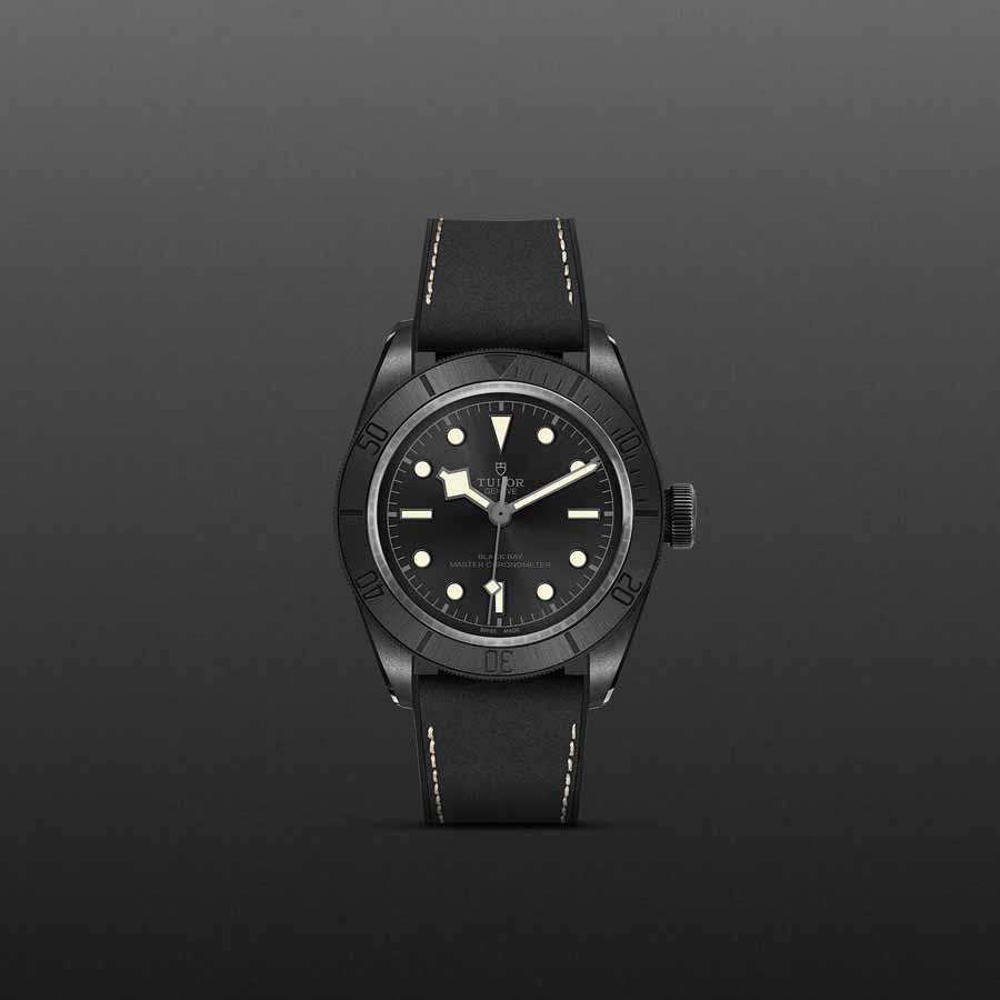 TUDOR M79210CNU-0001 grey background