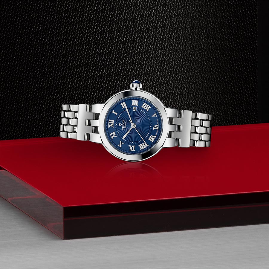 TUDOR M35500-0009 layingdown